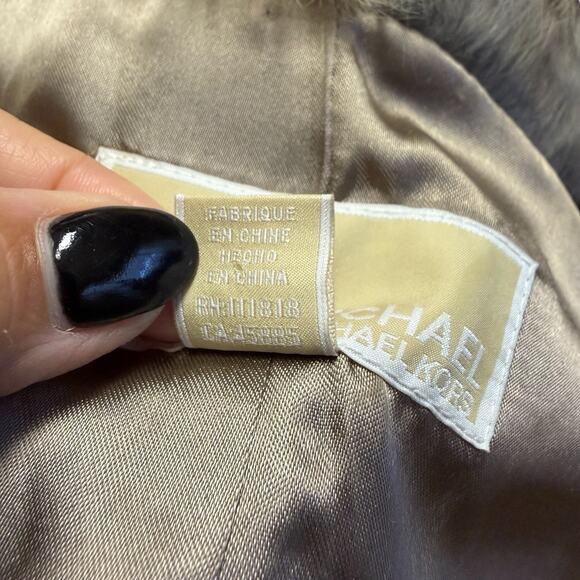 MICHAEL KORS AUTHENTIC RABBIT FUR VEST COZY LUXURY FALL WINTER SIZE S VGUC - Picture 7 of 9